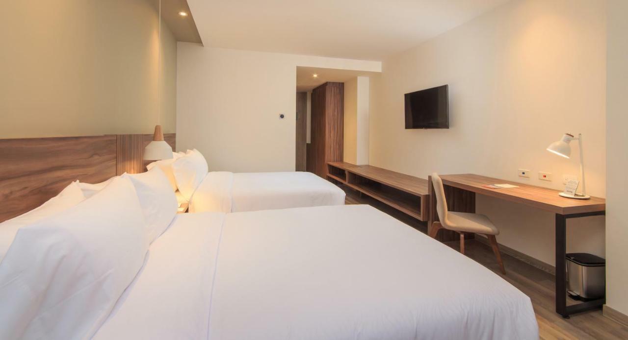 Novotel El Tesoro 酒店